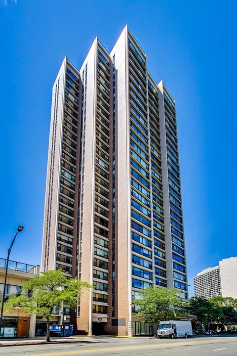 1850 N CLARK Street 1205 Chicago IL 60614