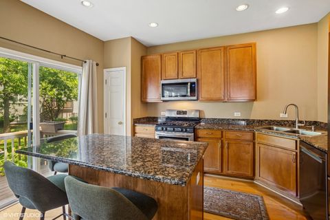 Tiny photo for Hoffman Estates, IL 60192 (MLS # 12497046)