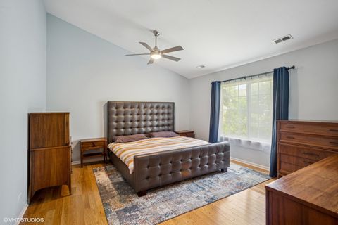 Tiny photo for Hoffman Estates, IL 60192 (MLS # 12497046)