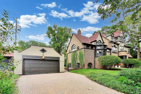 Tiny photo for 225 Hamilton Street, Evanston, IL 60202 (MLS # 12753717)