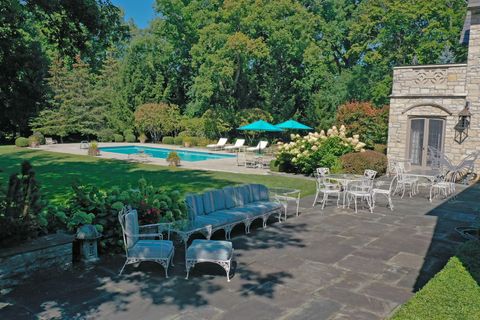 Tiny photo for 1650 Green Bay Road, Lake Bluff, IL 60044 (MLS # 12527076)