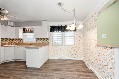 Tiny photo for 11410 S Natchez Avenue, Worth, IL 60482 (MLS # 12602487)