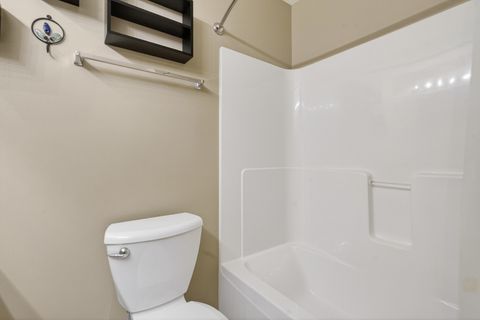 Tiny photo for 234 Longview Drive, Elgin, IL 60124 (MLS # 12523311)