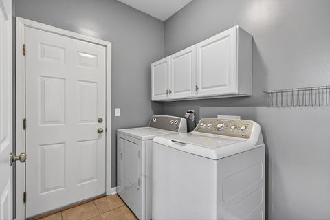 Tiny photo for 234 Longview Drive, Elgin, IL 60124 (MLS # 12523311)