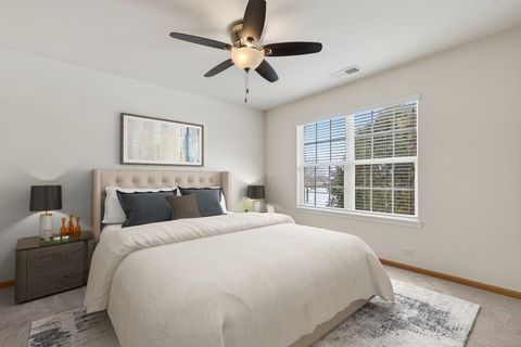 Tiny photo for 234 Longview Drive, Elgin, IL 60124 (MLS # 12523311)