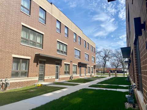 Tiny photo for 3638 S Western Avenue #E, Chicago, IL 60609 (MLS # 12452045)