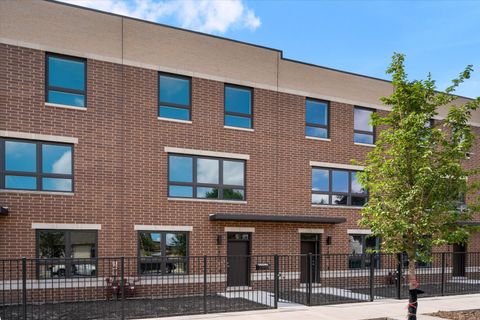 Tiny photo for 3638 S Western Avenue #E, Chicago, IL 60609 (MLS # 12452045)
