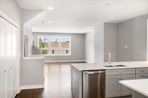 Tiny photo for 3638 S Western Avenue #E, Chicago, IL 60609 (MLS # 12452045)