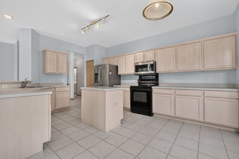 Tiny photo for 630 Saugatuk Circle, Romeoville, IL 60446 (MLS # 12738442)