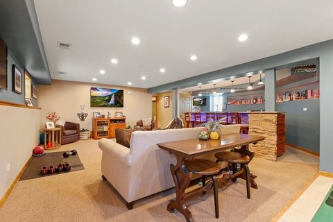 Tiny photo for 14224 Springfield Avenue, Crestwood, IL 60418 (MLS # 12488761)