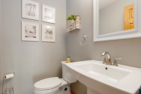 Tiny photo for 14224 Springfield Avenue, Crestwood, IL 60418 (MLS # 12488761)