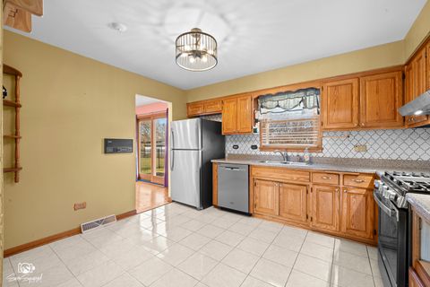 Tiny photo for 14215 Timothy Drive, Orland Park, IL 60462 (MLS # 12589204)