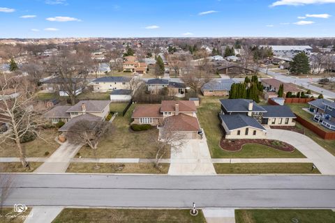 Tiny photo for 14215 Timothy Drive, Orland Park, IL 60462 (MLS # 12589204)