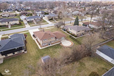 Tiny photo for 14215 Timothy Drive, Orland Park, IL 60462 (MLS # 12589204)