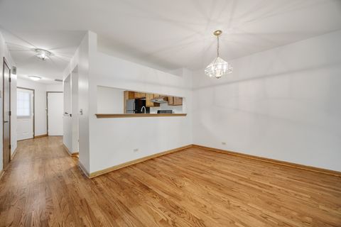 Tiny photo for 942 Little Falls Court, Elk Grove Village, IL 60007 (MLS # 12629946)