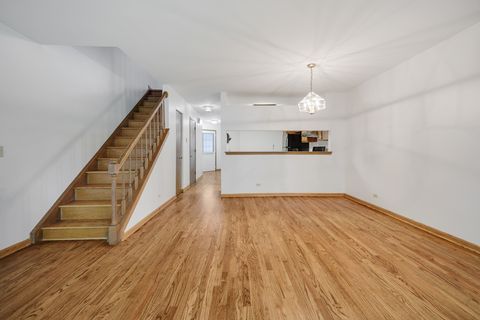 Tiny photo for 942 Little Falls Court, Elk Grove Village, IL 60007 (MLS # 12629946)