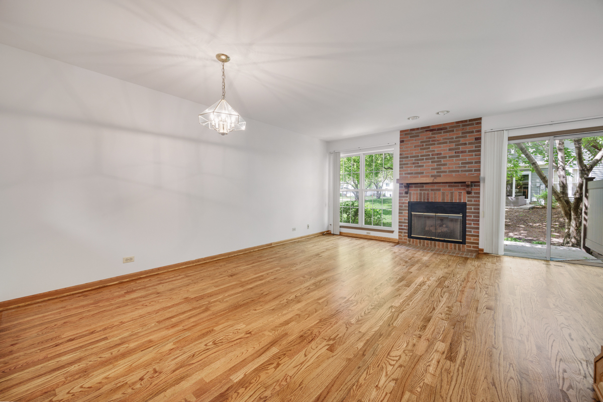 942 Little Falls Court