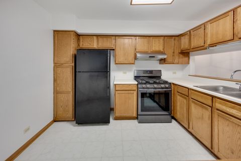 Tiny photo for 942 Little Falls Court, Elk Grove Village, IL 60007 (MLS # 12629946)