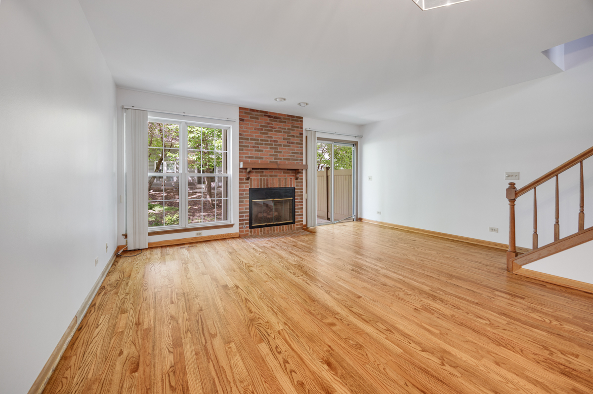 942 Little Falls Court