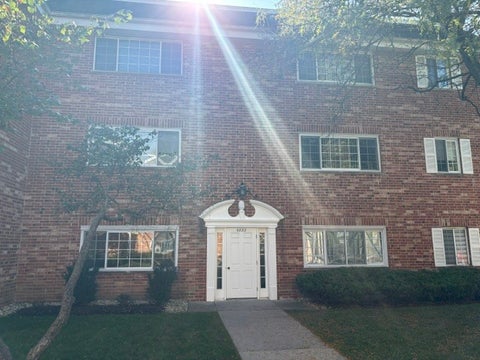 Tiny photo for 6882 W Touhy Avenue #B, Niles, IL 60714 (MLS # 12793371)