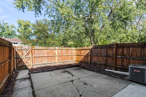 Tiny photo for 2073 Essex Court, Streamwood, IL 60107 (MLS # 12486499)