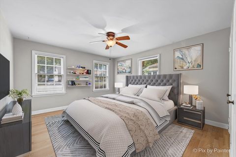 Tiny photo for 733 S Prairie Avenue, Barrington, IL 60010 (MLS # 12469229)