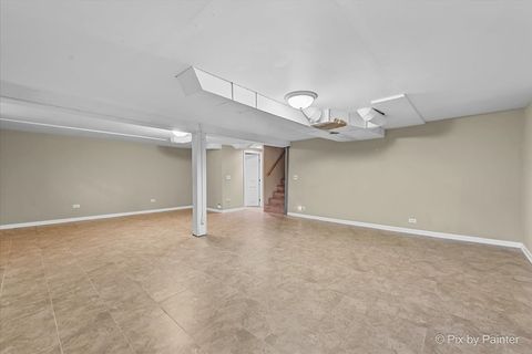 Tiny photo for 733 S Prairie Avenue, Barrington, IL 60010 (MLS # 12469229)