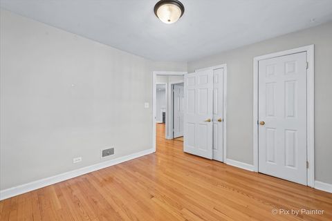 Tiny photo for 733 S Prairie Avenue, Barrington, IL 60010 (MLS # 12469229)