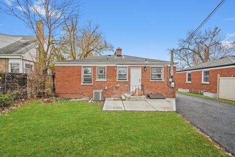 Tiny photo for 410 ENGLEWOOD Avenue, Hillside, IL 60162 (MLS # 12525482)