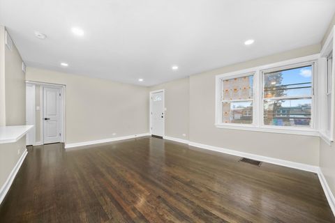 Tiny photo for 410 ENGLEWOOD Avenue, Hillside, IL 60162 (MLS # 12525482)