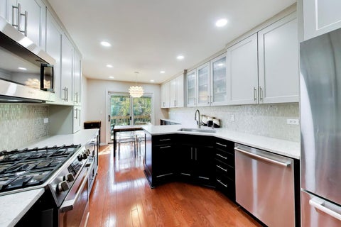 Tiny photo for 825 Fountain View Drive, Deerfield, IL 60015 (MLS # 12760554)