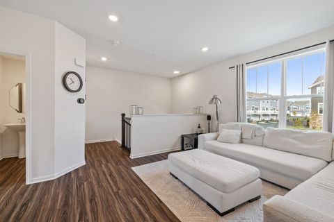 Tiny photo for 2599 Martini Street #2599, Mundelein, IL 60060 (MLS # 12495342)