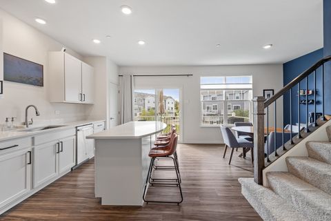 Tiny photo for 2599 Martini Street #2599, Mundelein, IL 60060 (MLS # 12495342)