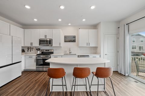 Tiny photo for 2599 Martini Street #2599, Mundelein, IL 60060 (MLS # 12495342)