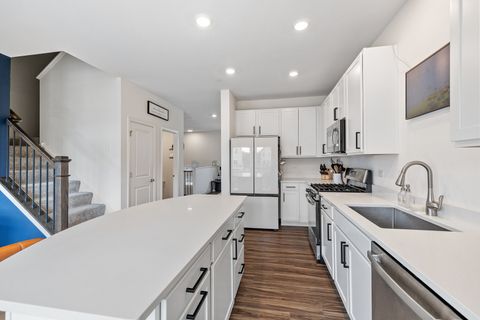 Tiny photo for 2599 Martini Street #2599, Mundelein, IL 60060 (MLS # 12495342)