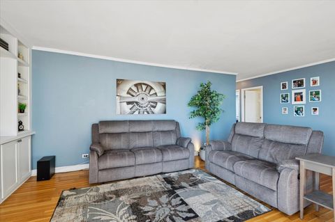 Tiny photo for 5320 N Sheridan Road #2502, Chicago, IL 60640 (MLS # 12560039)