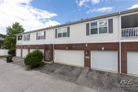 Tiny photo for 1022 Neudearborn Lane #19-1022, Naperville, IL 60563 (MLS # 12416235)
