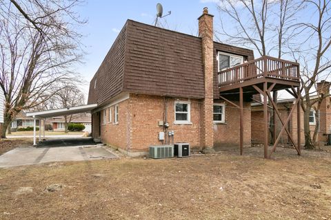 A home in Dolton