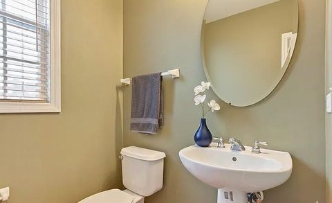 Tiny photo for 2510 Bayswater Circle, Gurnee, IL 60031 (MLS # 12543436)