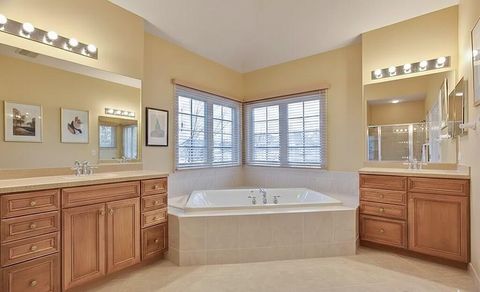 Tiny photo for 2510 Bayswater Circle, Gurnee, IL 60031 (MLS # 12543436)