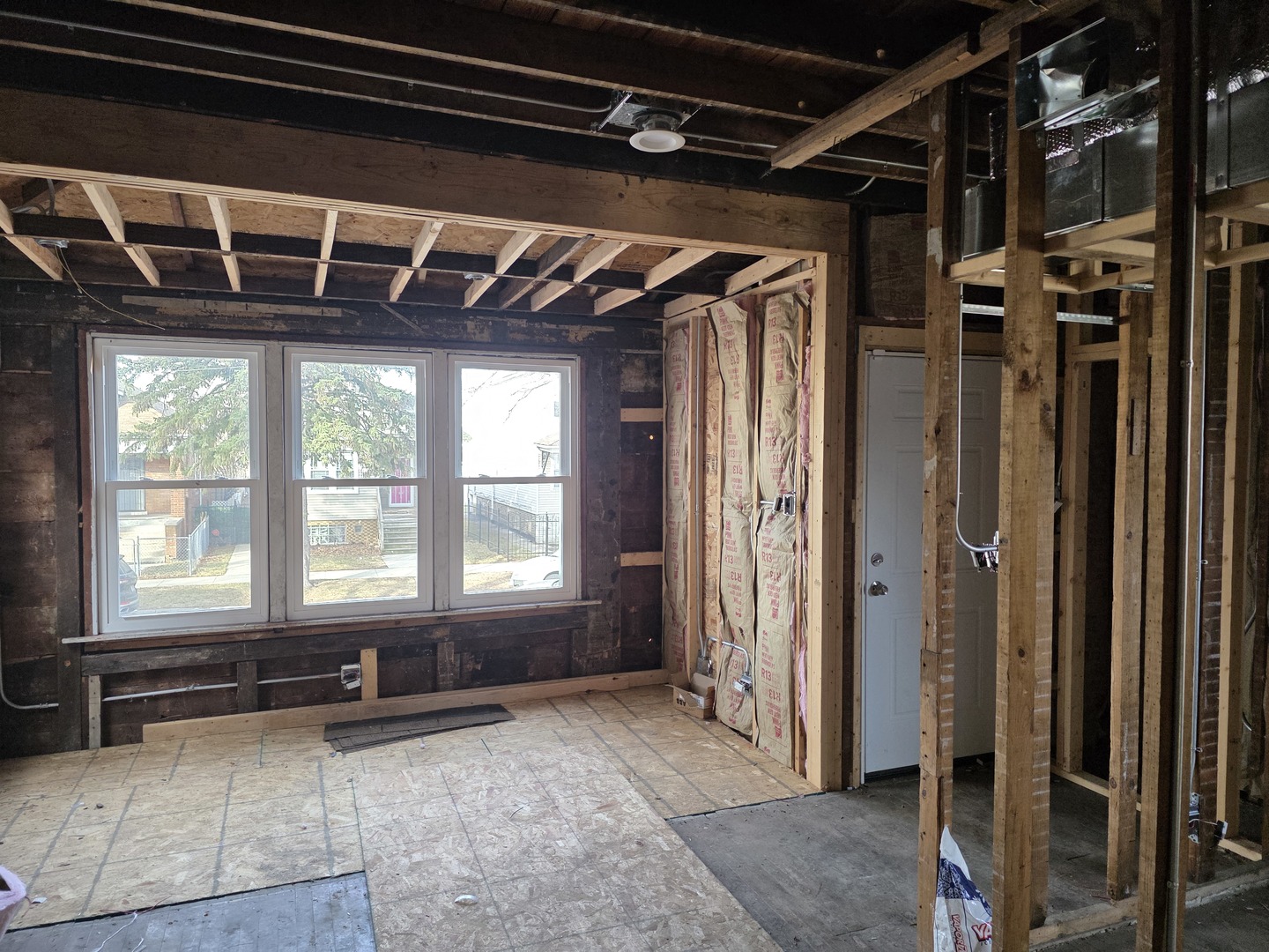 8549 S Kingston Avenue