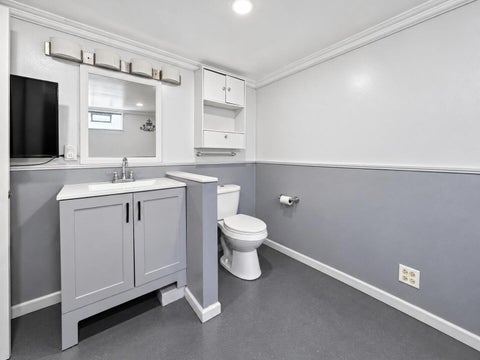 Tiny photo for 565 N Ingraham Avenue, Calumet City, IL 60409 (MLS # 12792949)