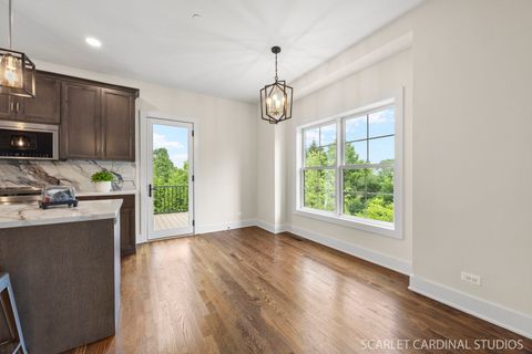 Tiny photo for 831 Avon Court, Glen Ellyn, IL 60137 (MLS # 12472196)