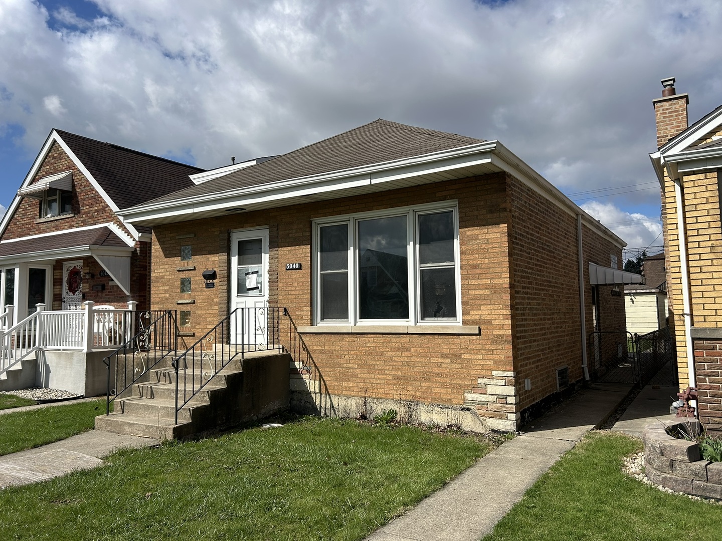 5040 S LEAMINGTON Avenue