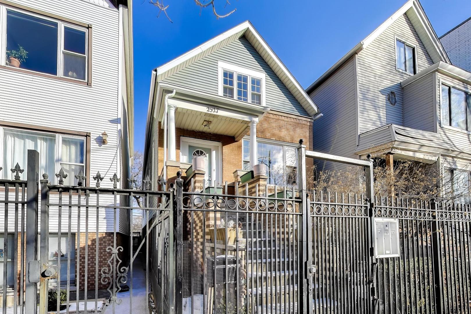 2527 N Ashland Avenue