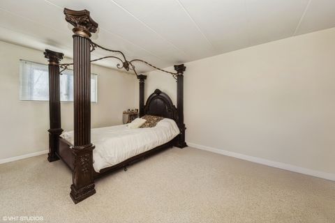 A home in Oak Lawn