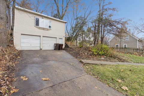 Tiny photo for 1611 Oakes Avenue, Rockford, IL 61107 (MLS # 12524012)