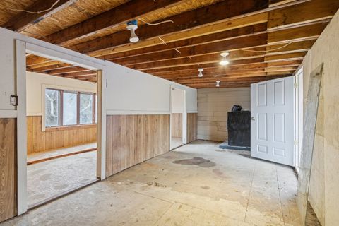 Tiny photo for 1611 Oakes Avenue, Rockford, IL 61107 (MLS # 12524012)