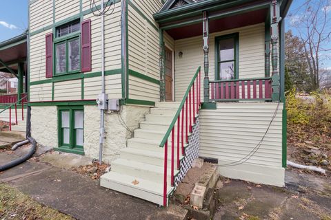 Tiny photo for 1611 Oakes Avenue, Rockford, IL 61107 (MLS # 12524012)