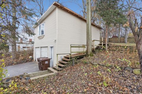 Tiny photo for 1611 Oakes Avenue, Rockford, IL 61107 (MLS # 12524012)